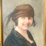 Portrait of a lady oil on canvas With Wooden gilded  frame signed 1928