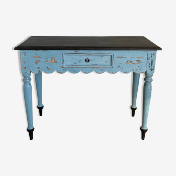 Scalloped console table