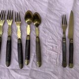 Lot de 7 couverts en bois et metal dore et ciselée, couverts pour enfants, anciens et collector