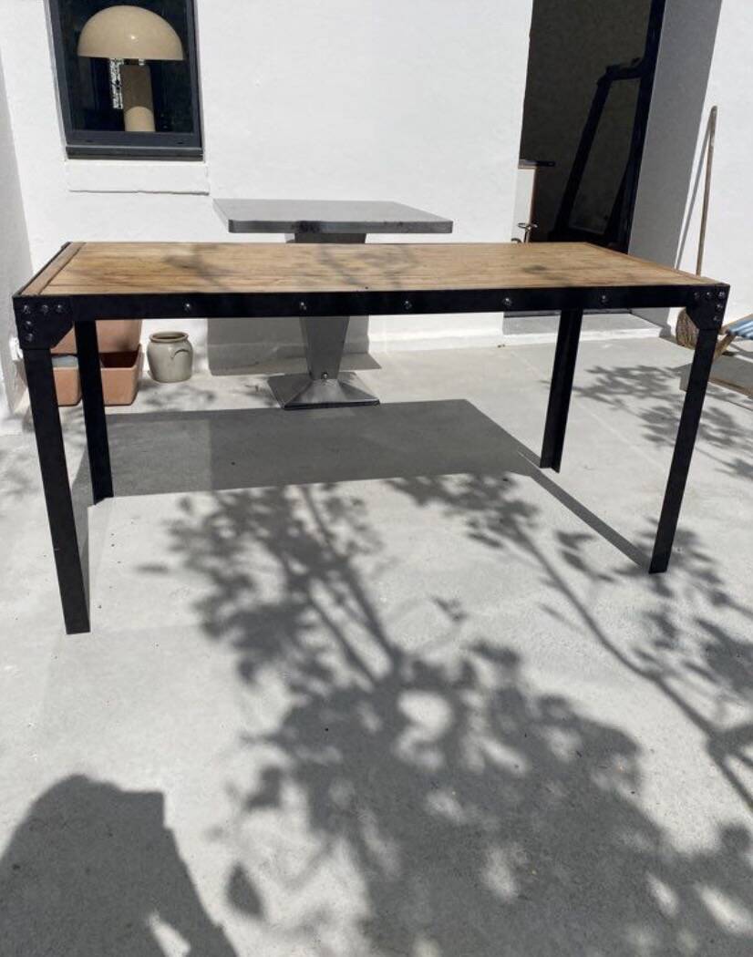 Industrial table