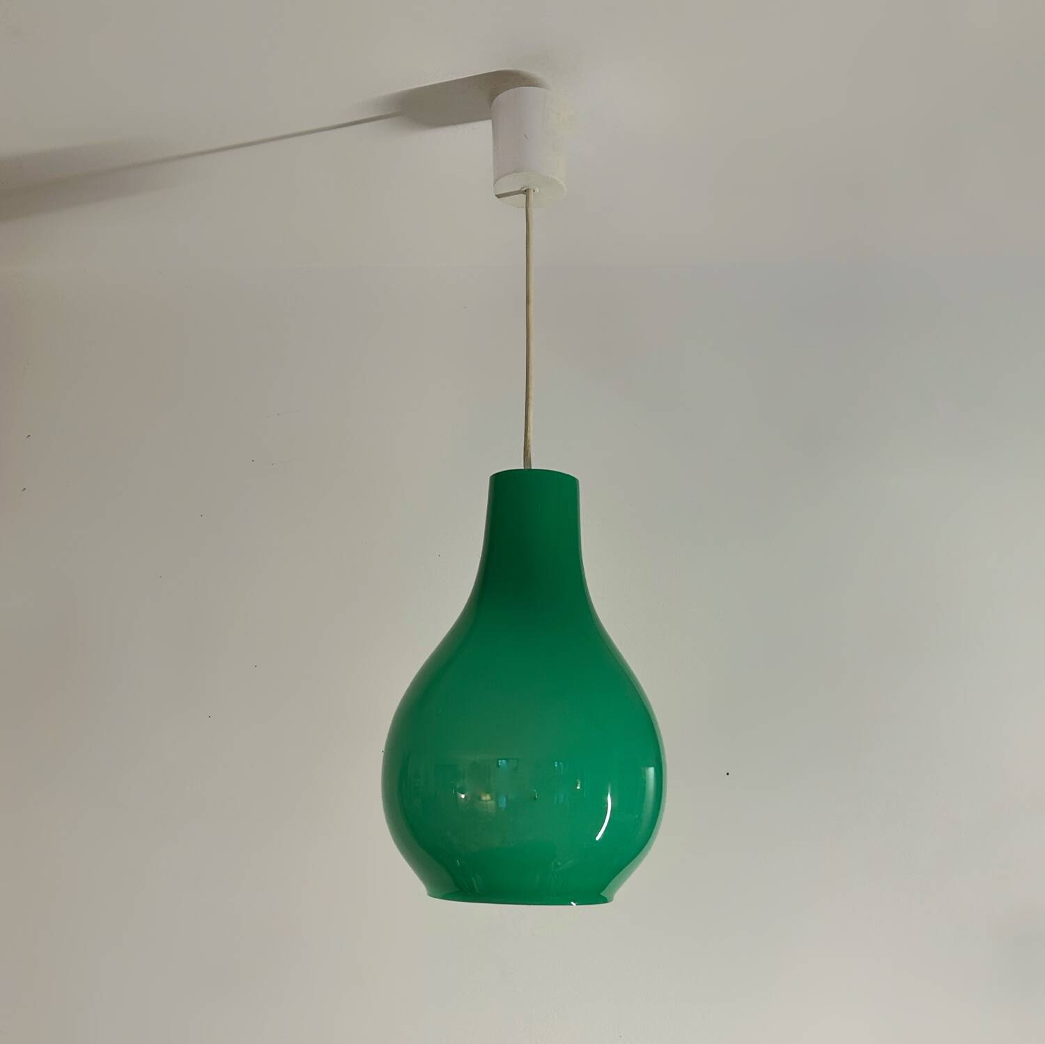 Green opaline chandelier design from the 70s