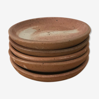 Vintage sandstone plates