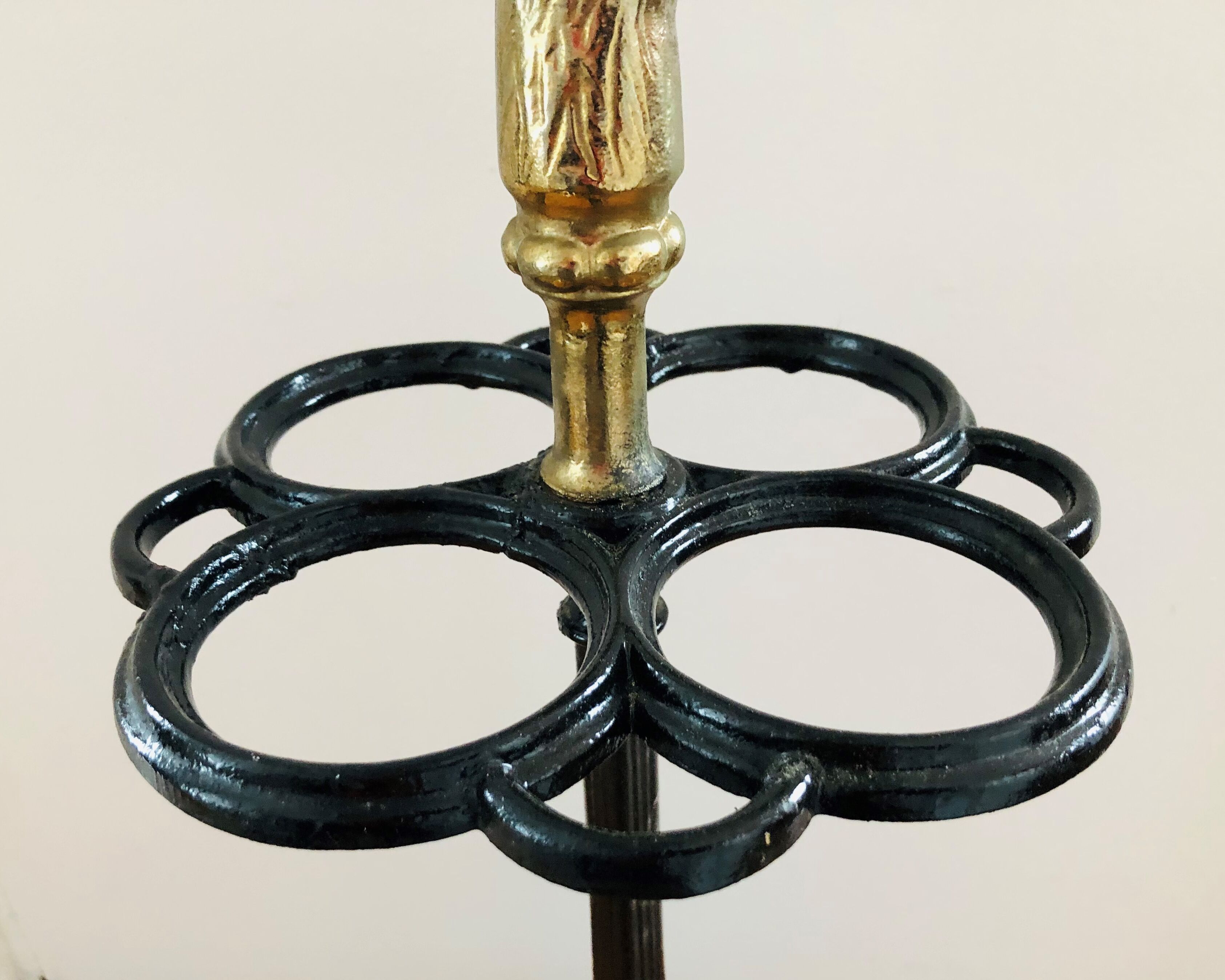 Porte parapluies en fonte art nouveau