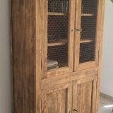 Wooden mesh linen cupboard