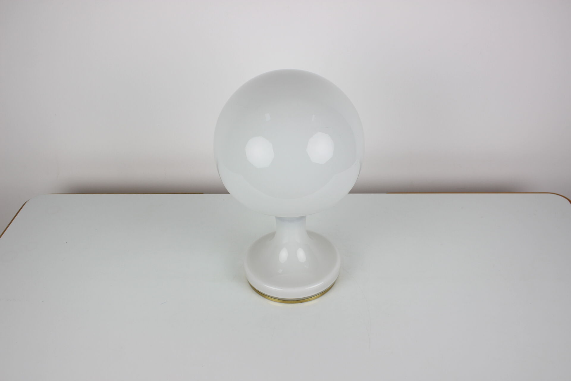 Mid-century all glass table lamp/ Osvětlovací sklo Valašské Meziříčí, 1970's.