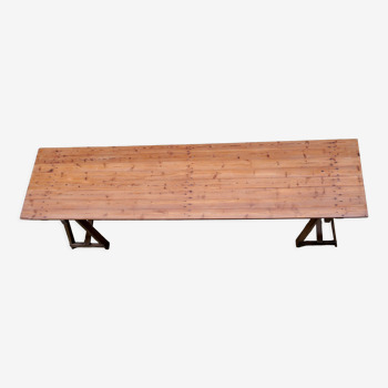 Table ferme guinguette en bois sur treteaux