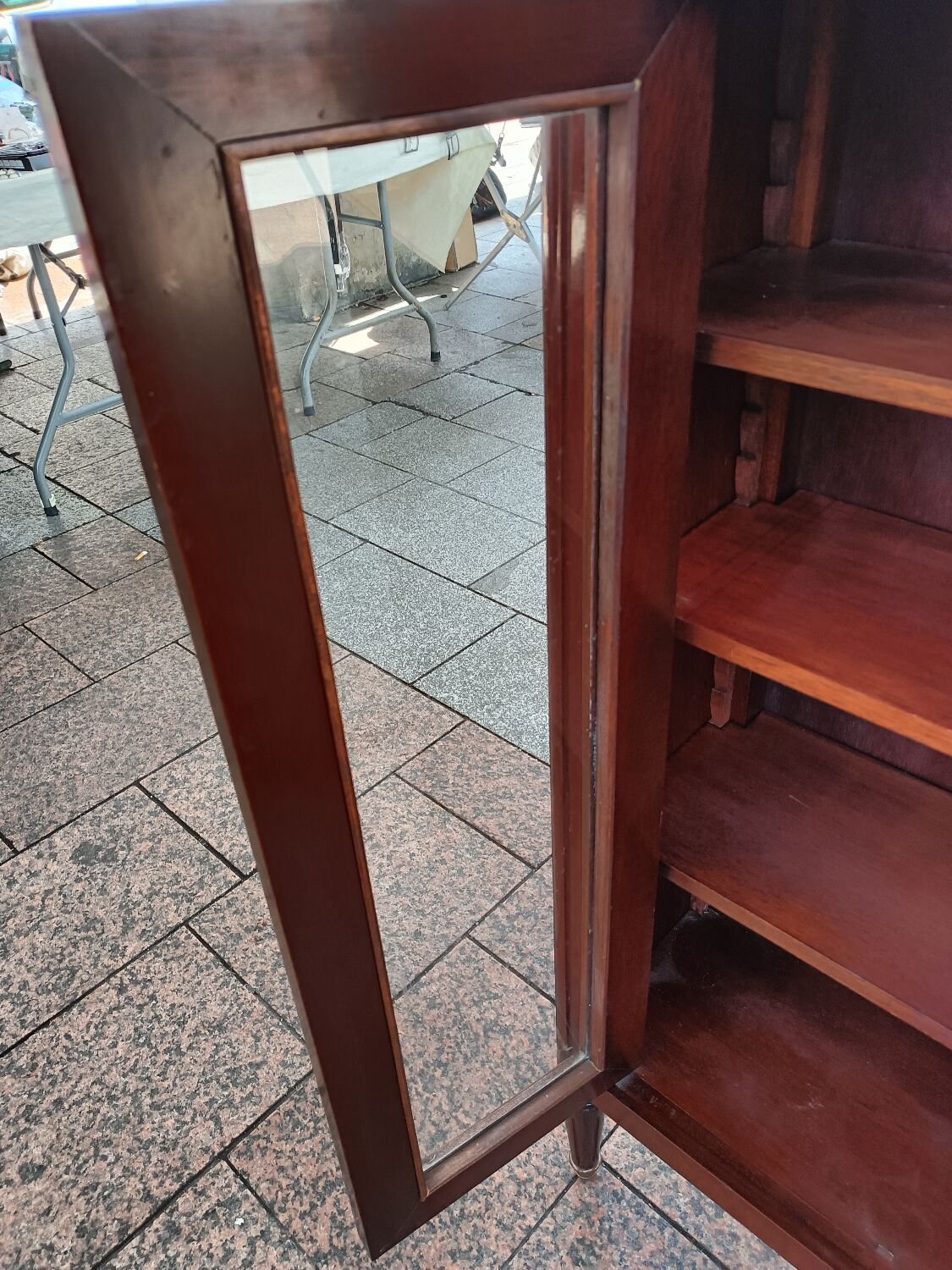 Bookcase forming showcase styleLouis XVI marble top