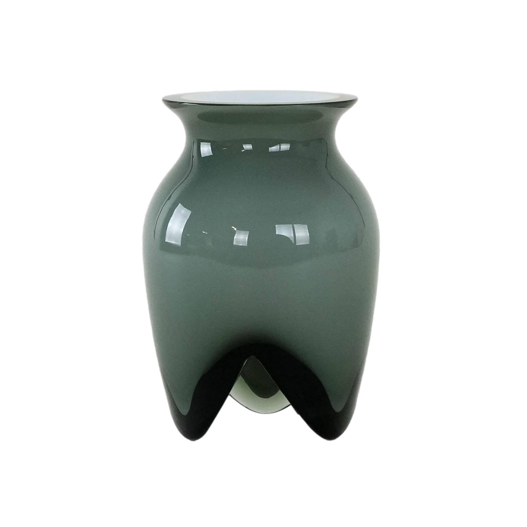 Vase en verre, design danois, années 2000, fabricant : Rosendahl, designer : Lin Ut