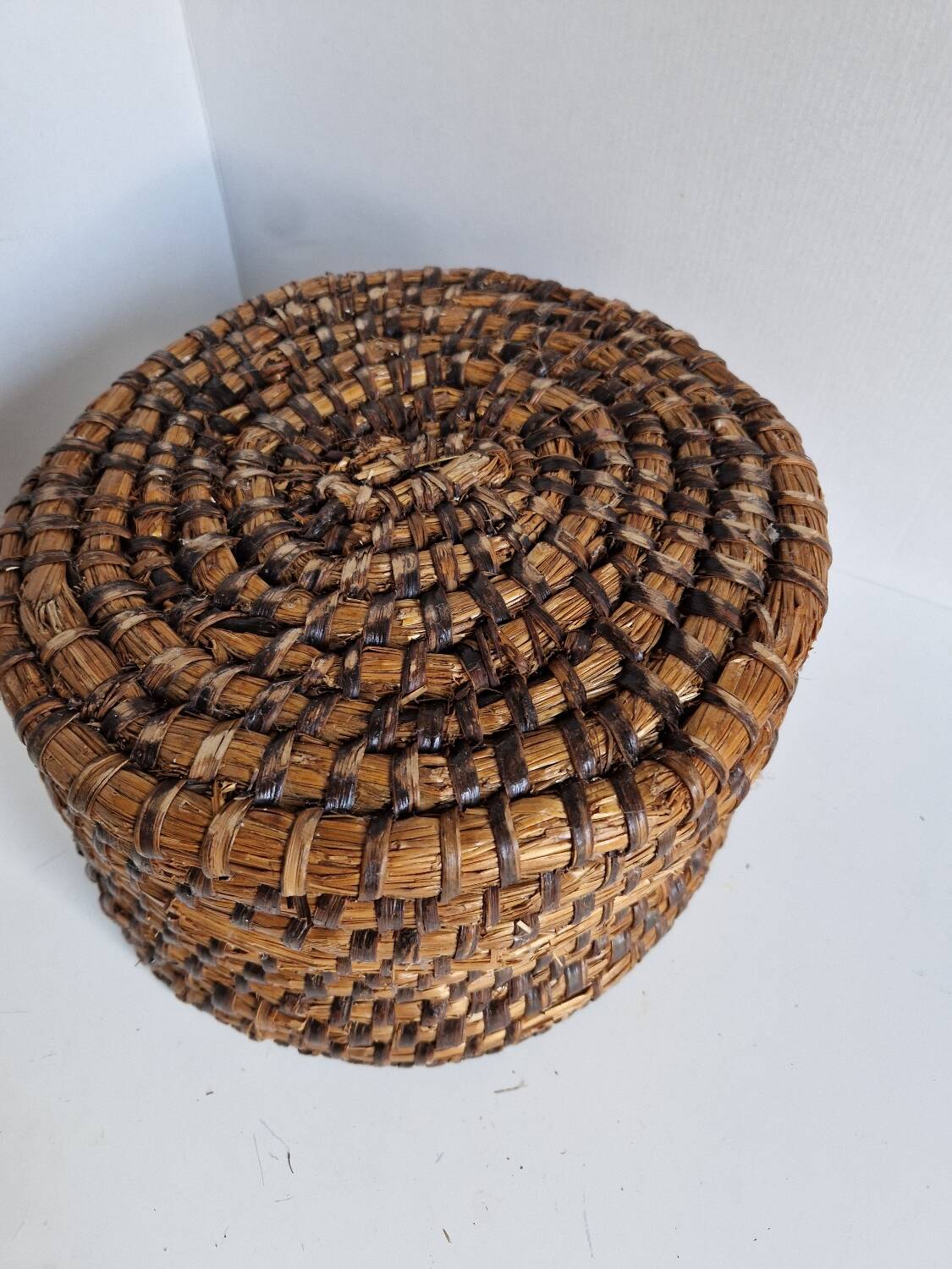large straw basket banneton folk art bread bakery
