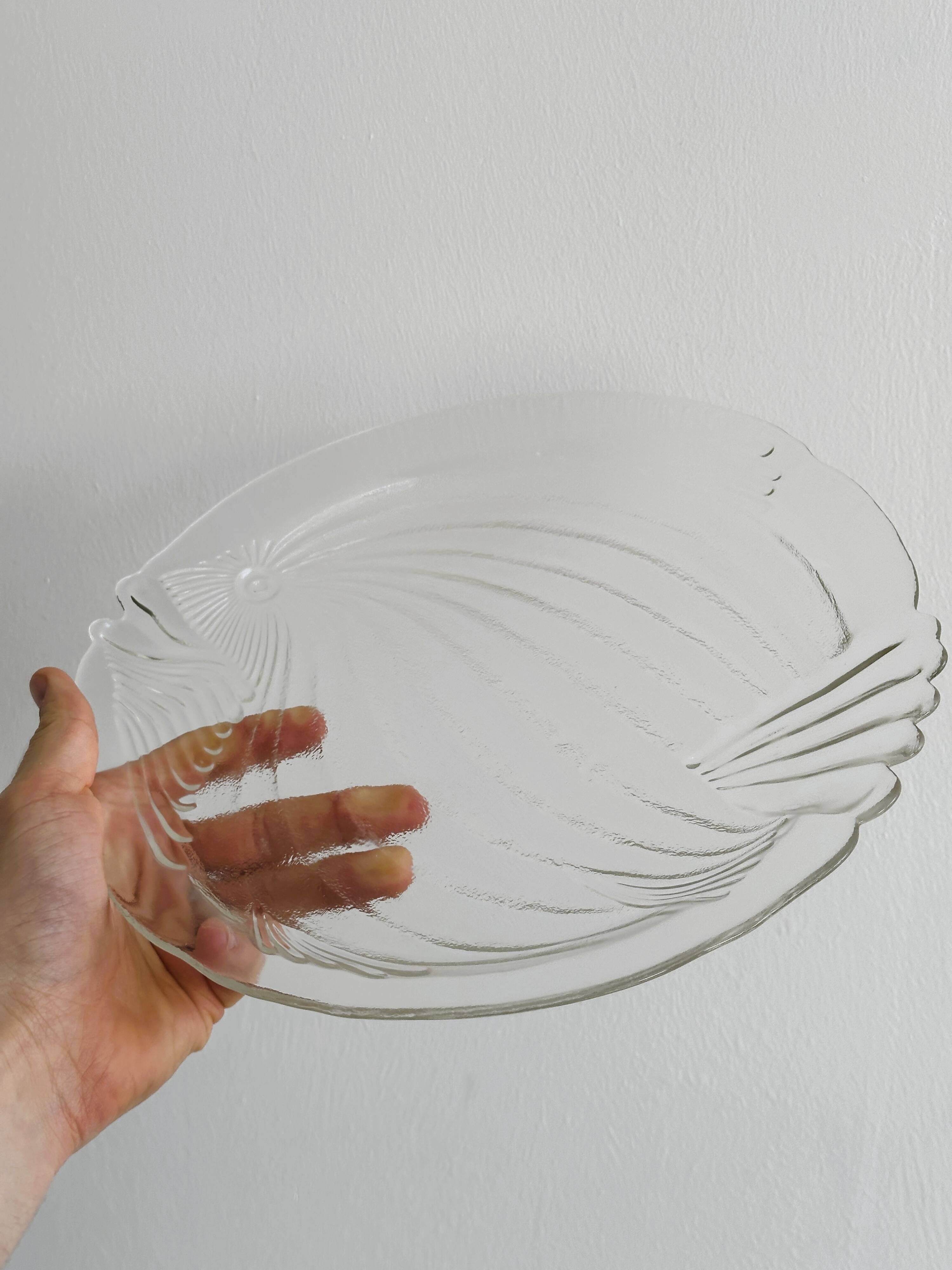 Fish serving dish.