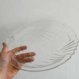 Fish serving dish.
