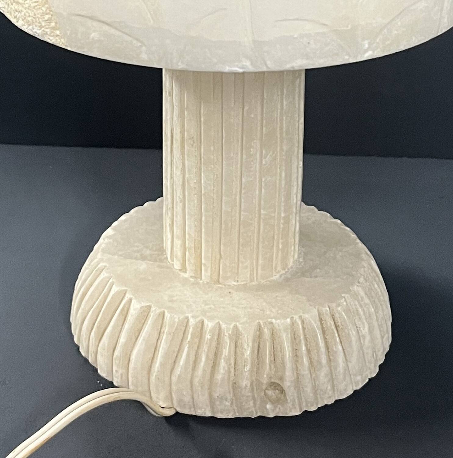 Italian brutalist lamp in alabaster from the 70s.