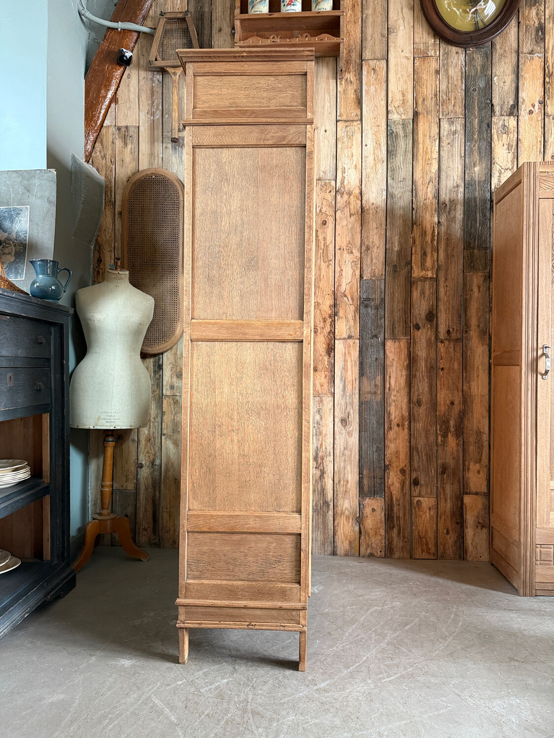 Art Deco oak wardrobe (renovated)