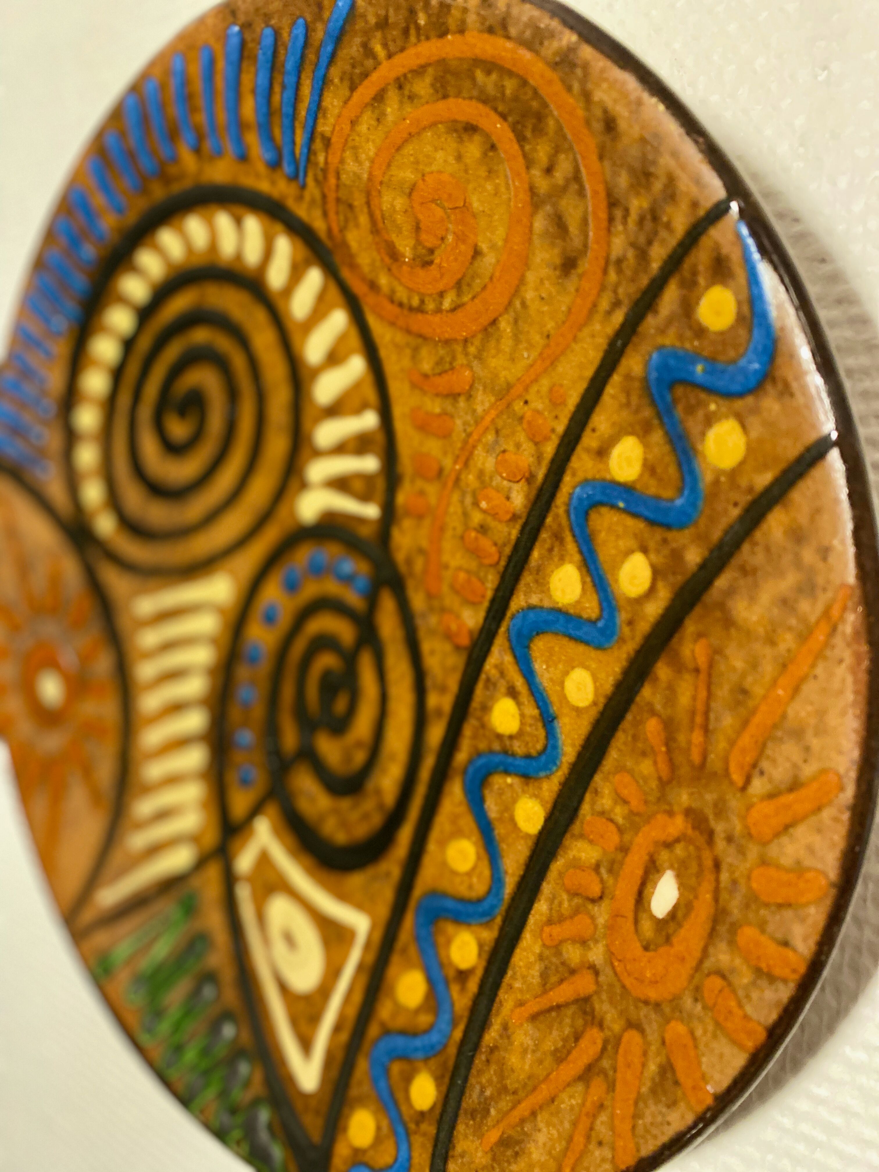 Puigdemont studio pottery decorative plate