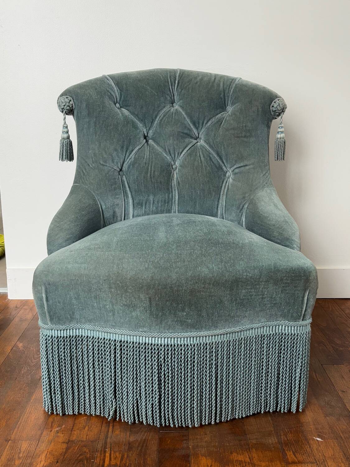 Toad chair