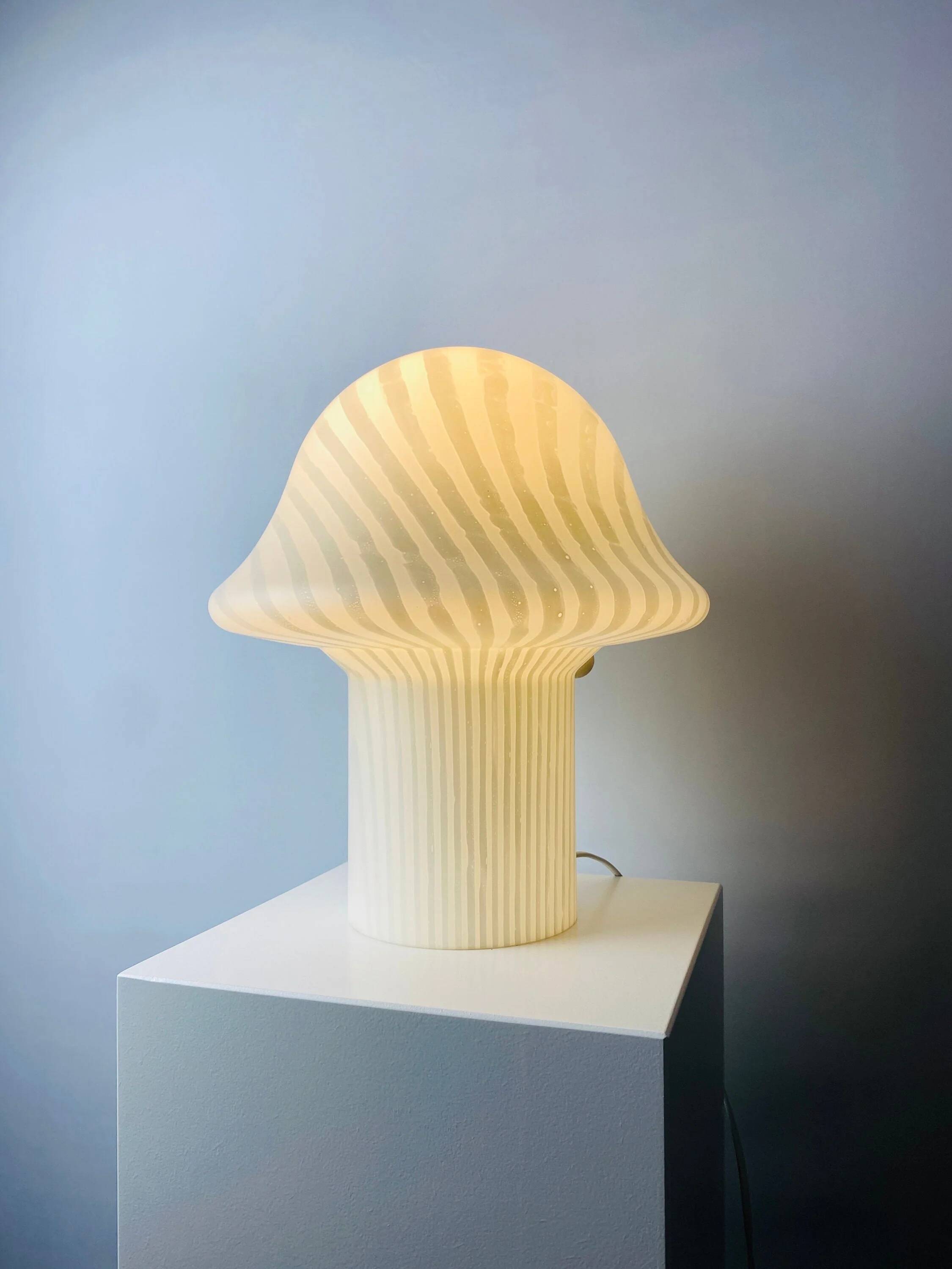 Large mushroom-shaped table lamp in white crystal glass with striped zebra pattern Peill and Putzler XL 1970