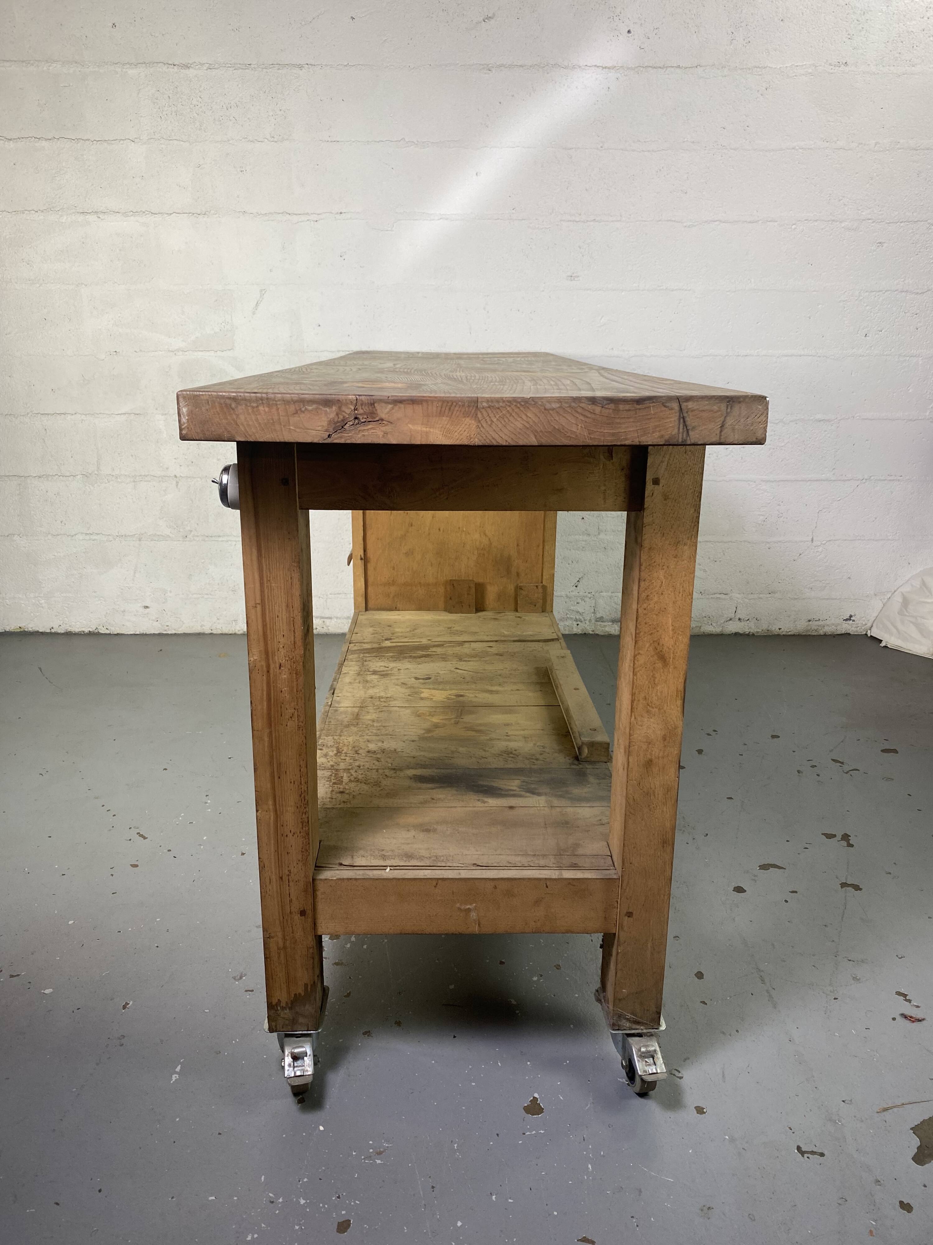 Workbench on wheels - 225 cm