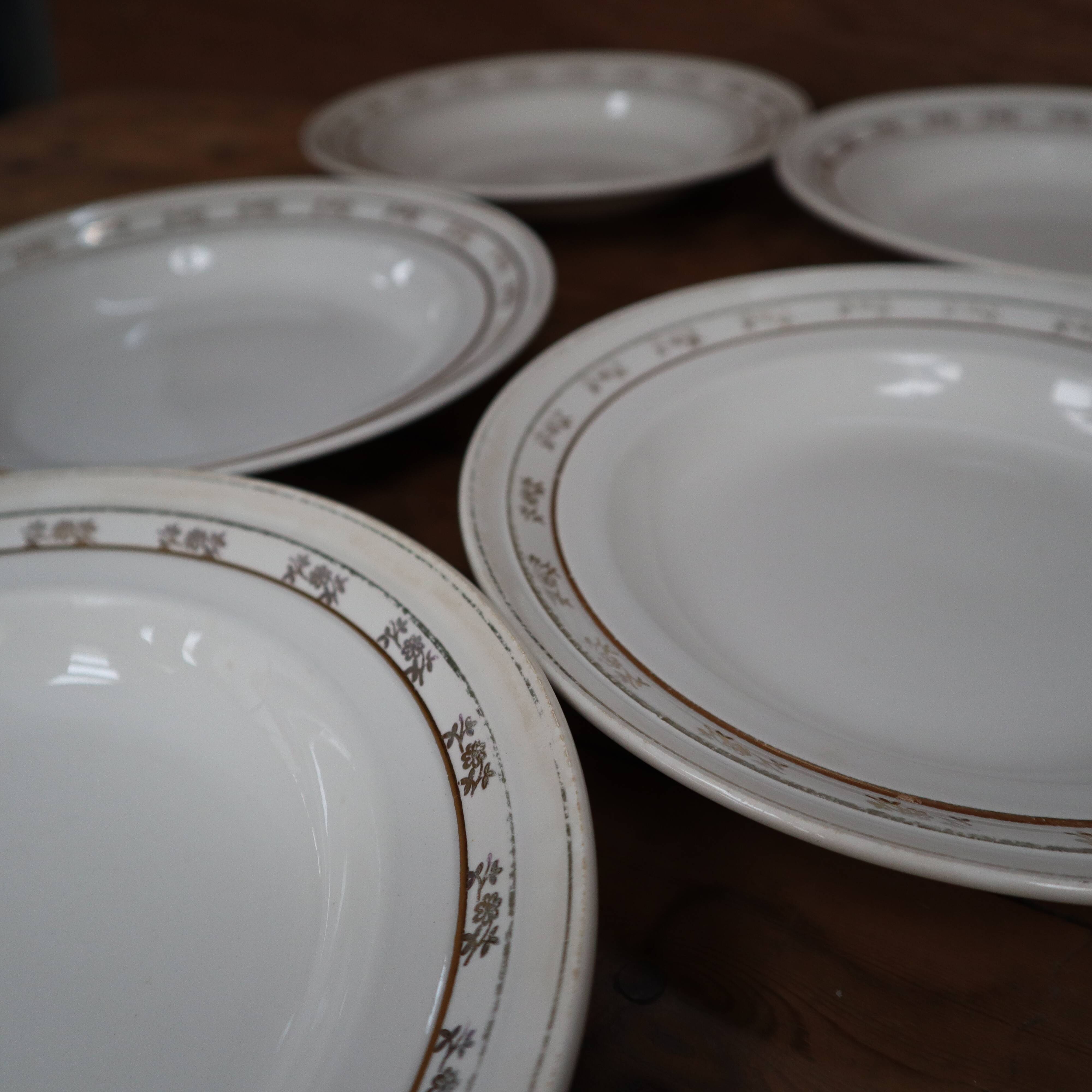 Set of 10 Saint Amand deep plates, "Marguerite" model