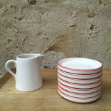 Red-line dessert plates