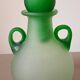 Fiole à oreilles, de couleur verte, en pâte de verre de murano