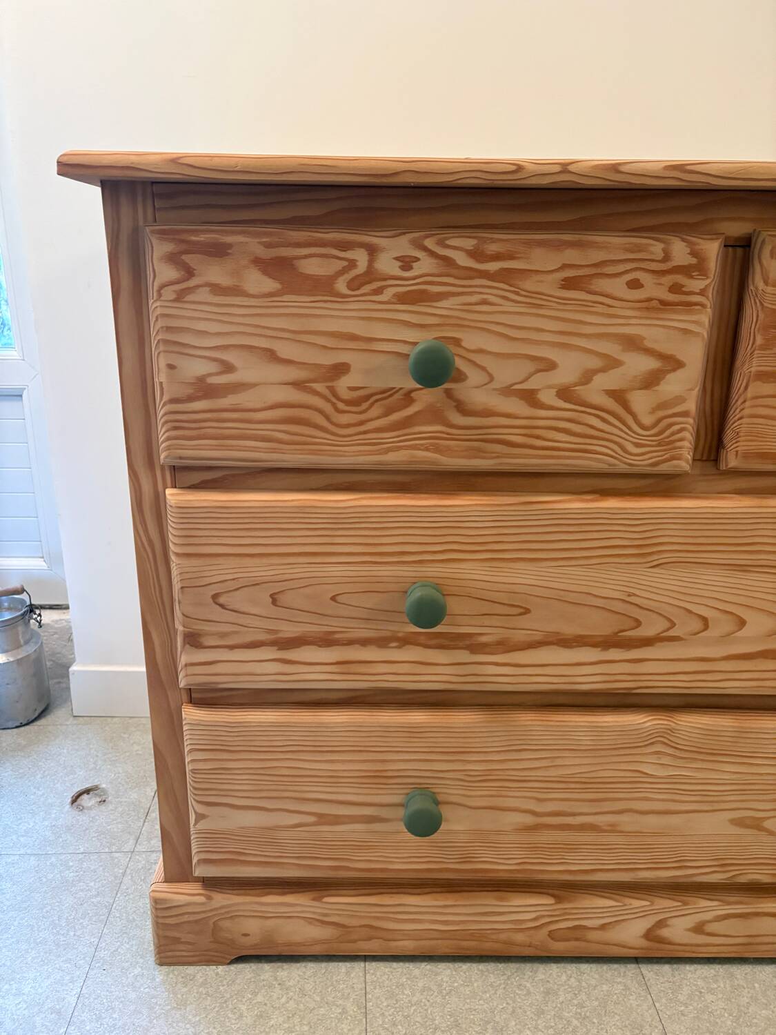 Natural pine chest of drawers - green knobs