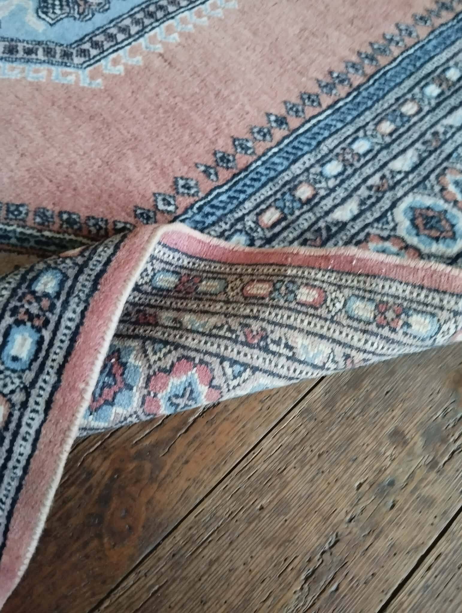 Handmade Pakistani carpet Karachi 188x125cm