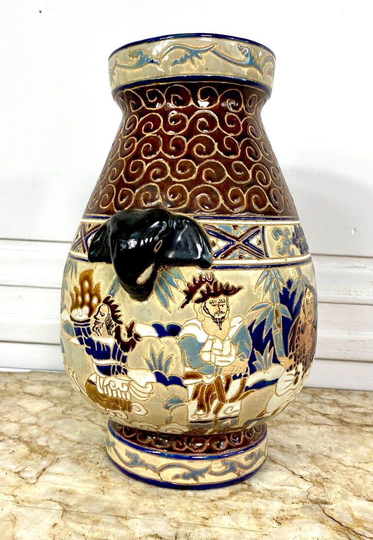 Glazed ceramic vase of the School of Bien-Hoa, Decorations of sages, circa 1930