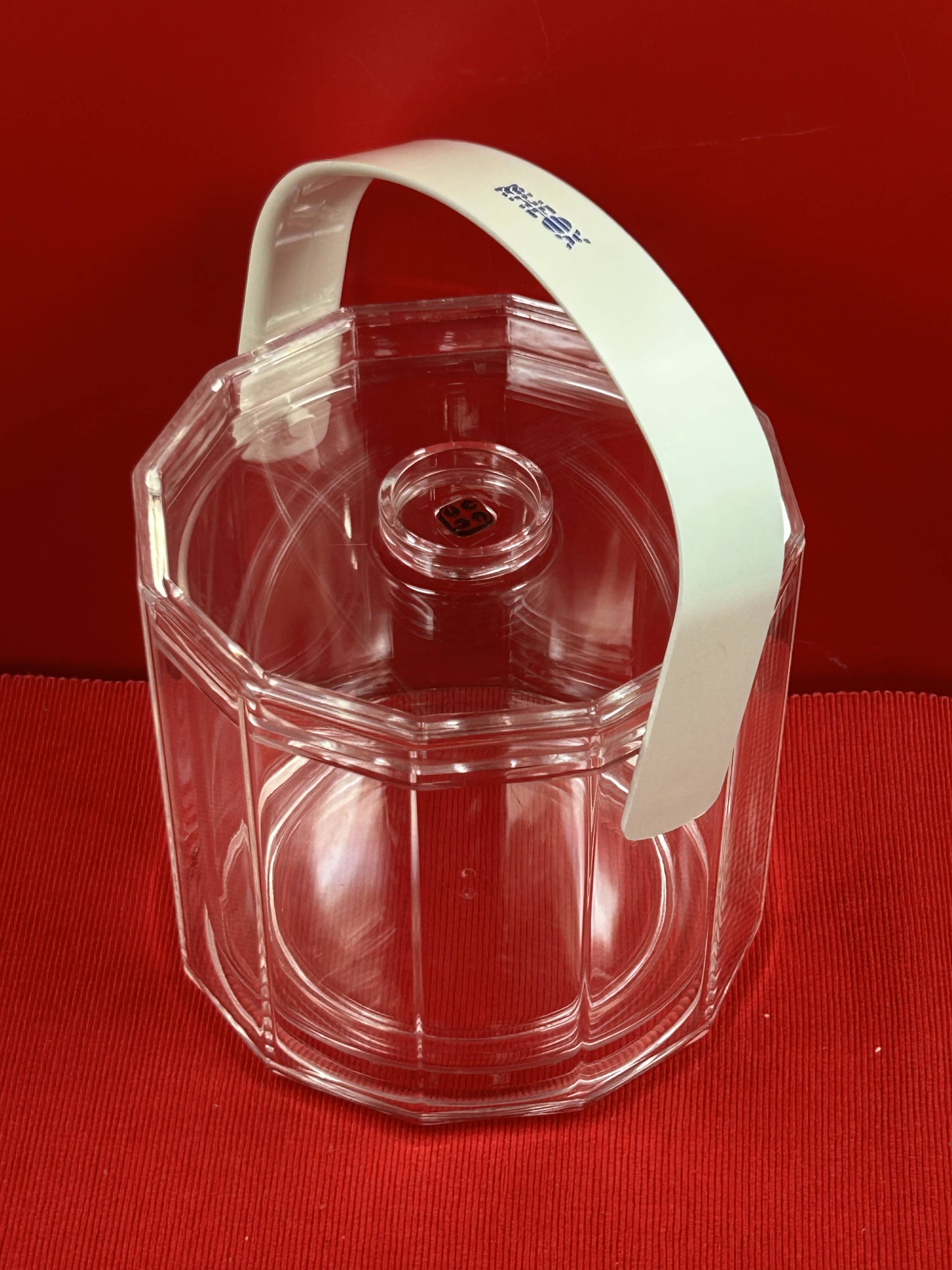 Vintage designer Italian ice bucket signed Guzzini, 1980s Pop.