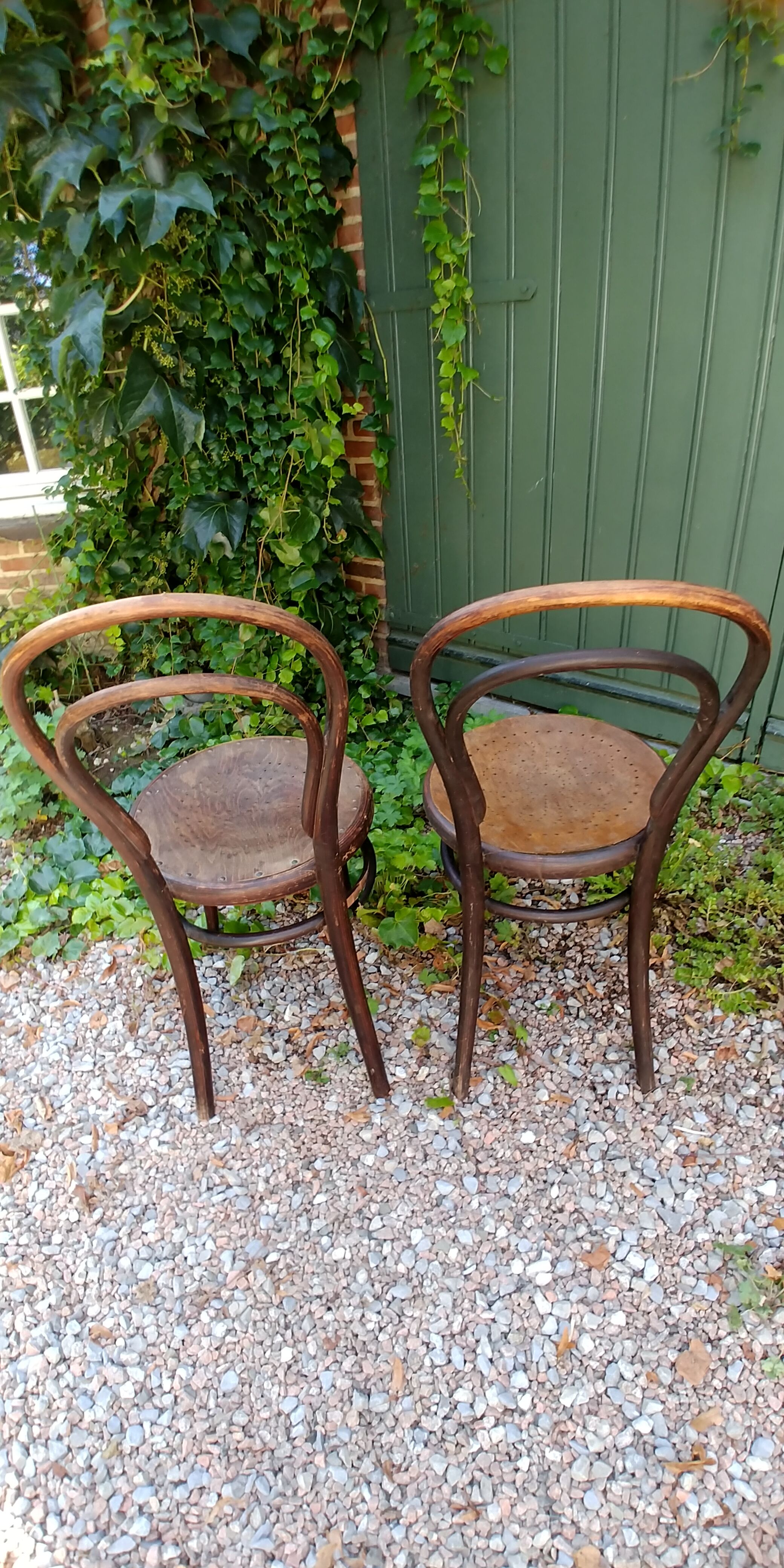 Lot of two bistro chairs No.14 from Thonet