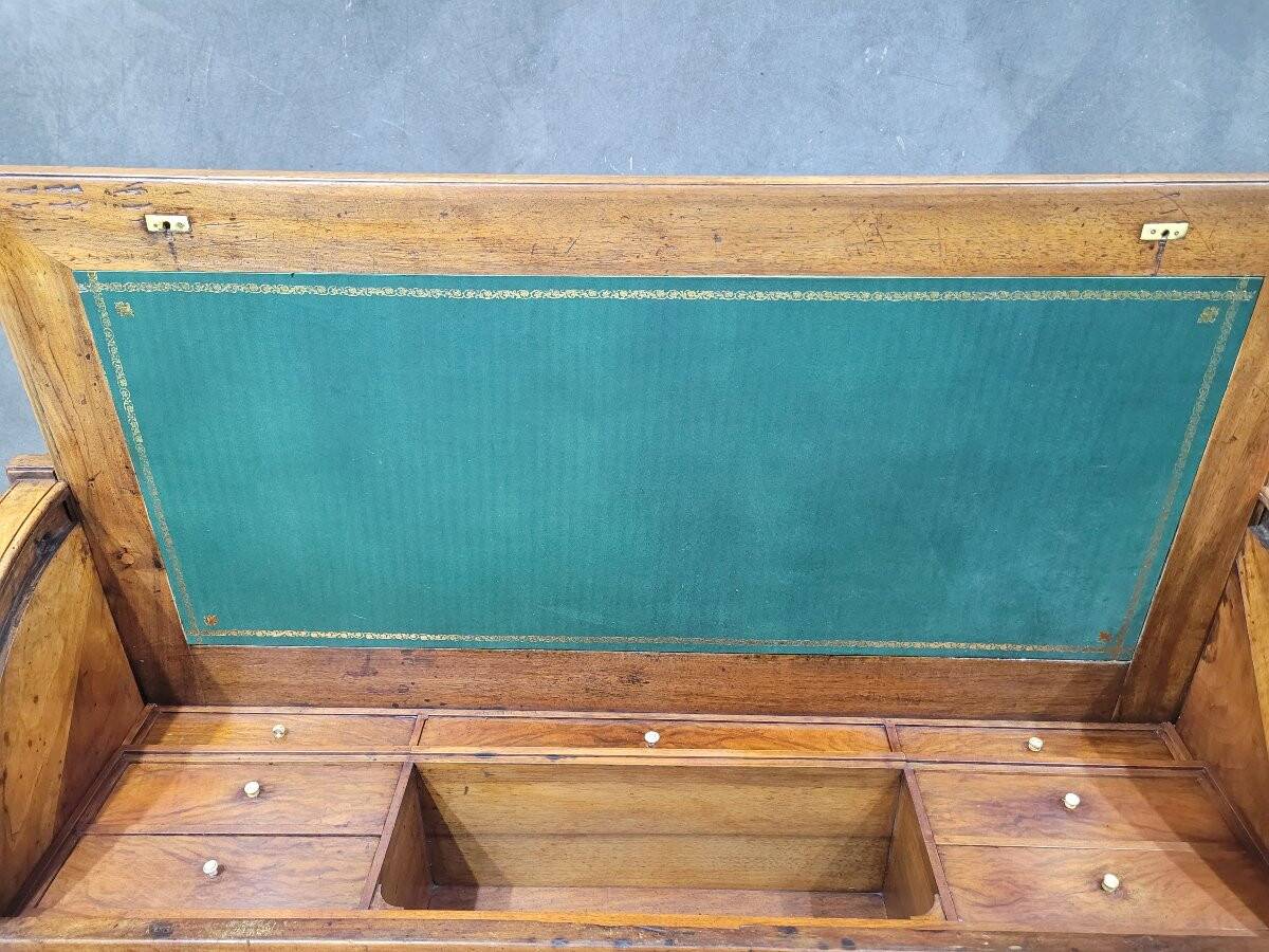 Bureau à cylindre époque Louis XVI en noyer