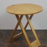 Suzy Folding table
