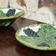 Coupe à raisin en céramique / barbotine – motif raisin et feuilles