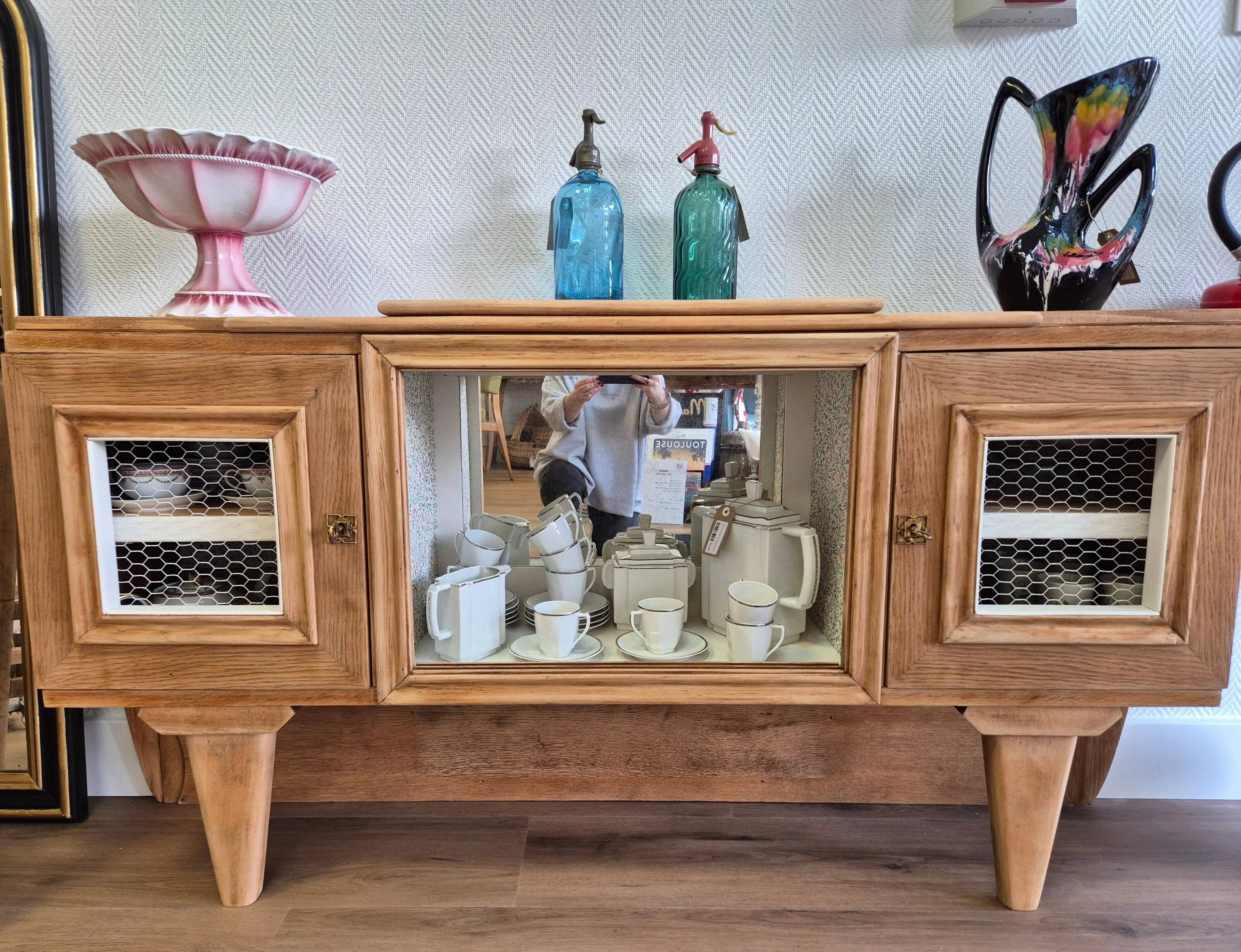 Fully restored buffet