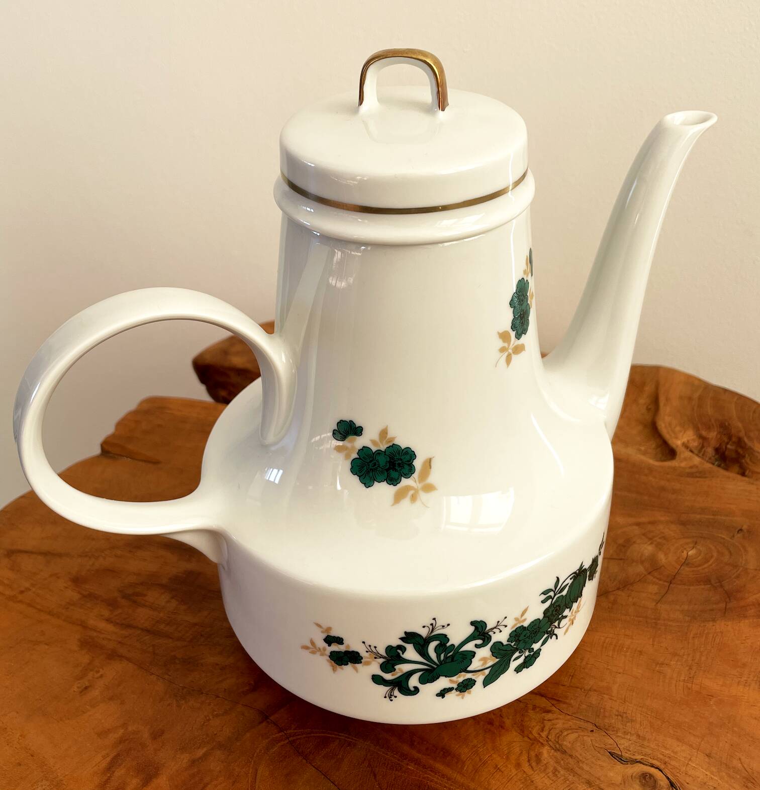 Henneberg 1777 Coffee Pot with Green and Golden Flower Motif, GDR East German Porcelain