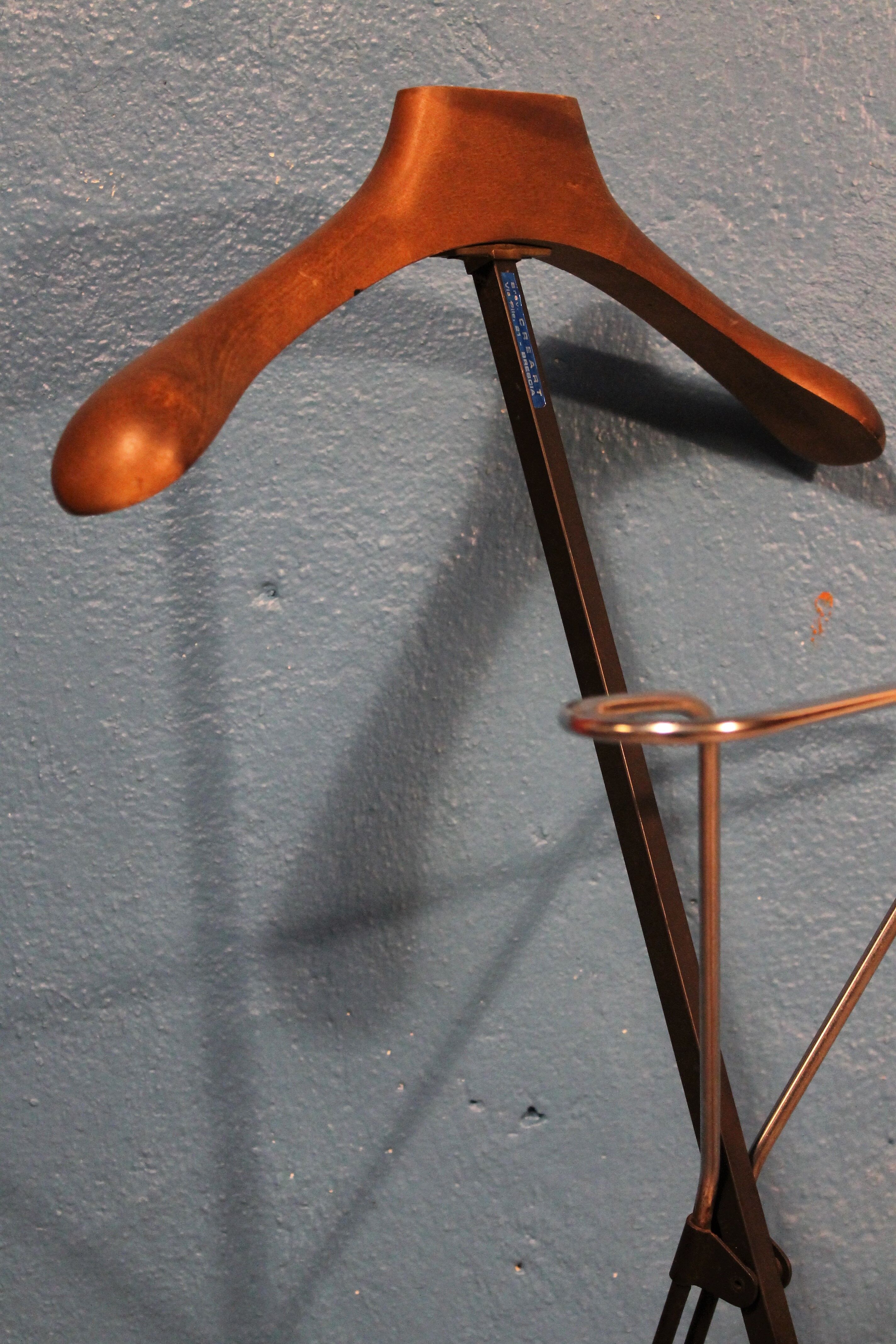 Valet stand Italy 1950