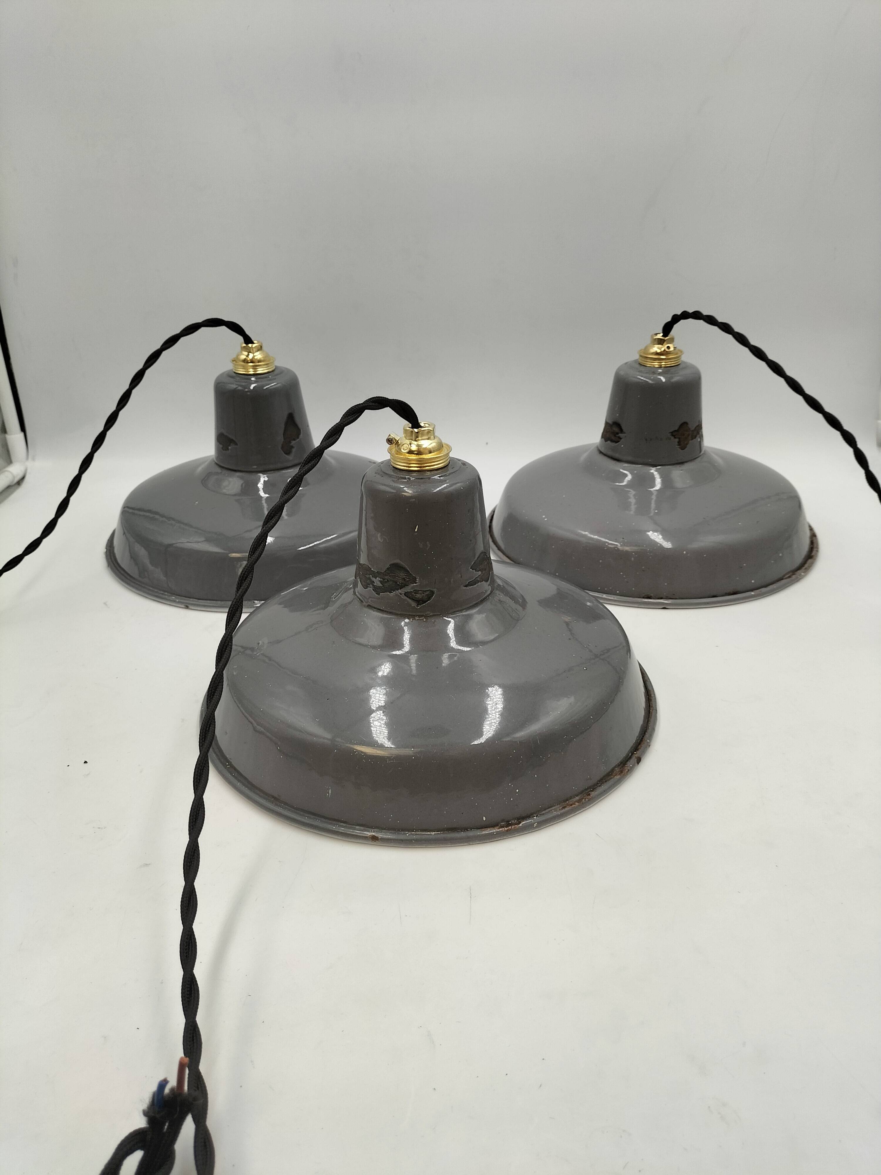 3 industrial pendant lights