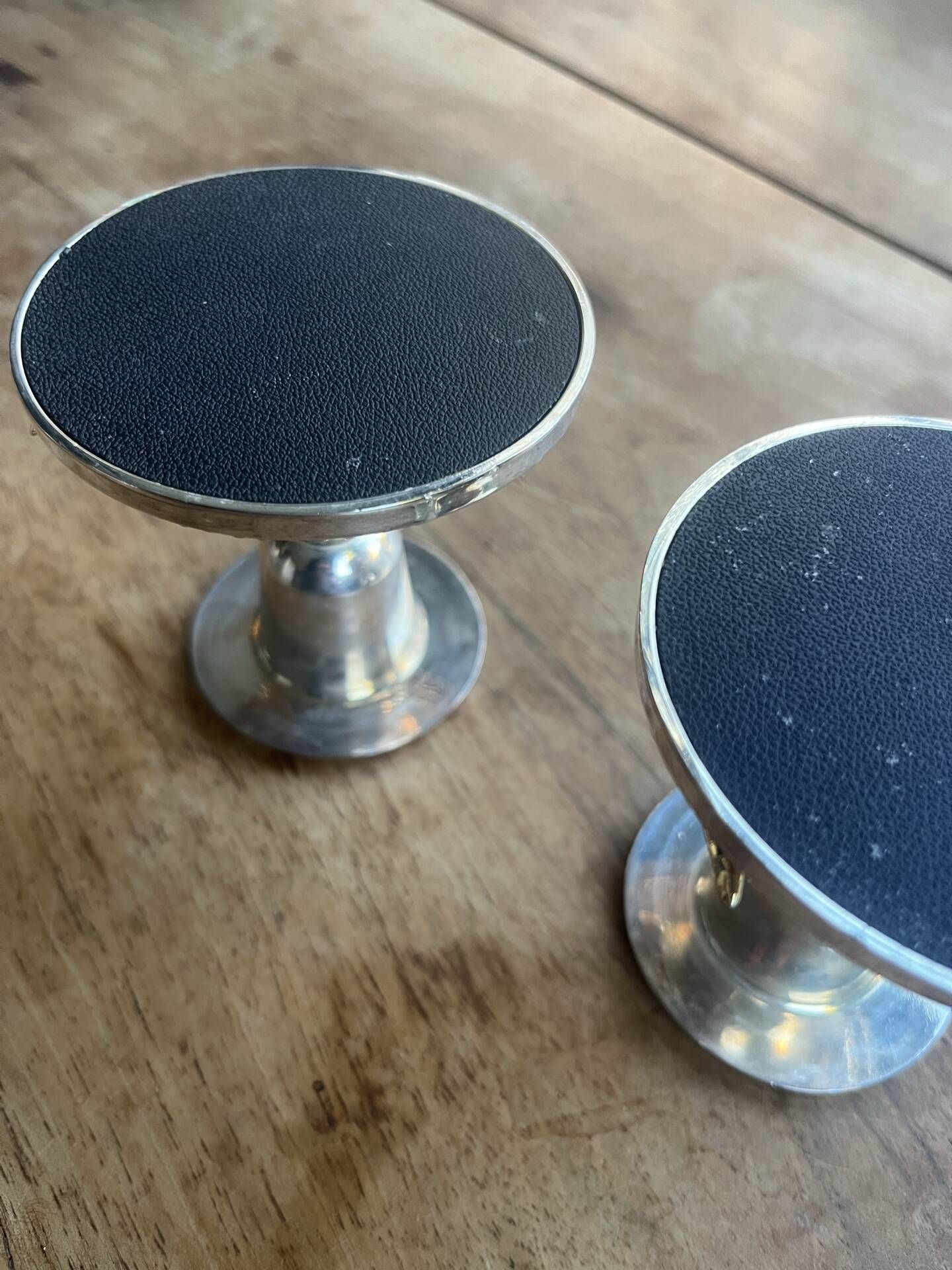 2 silver-plated candlesticks