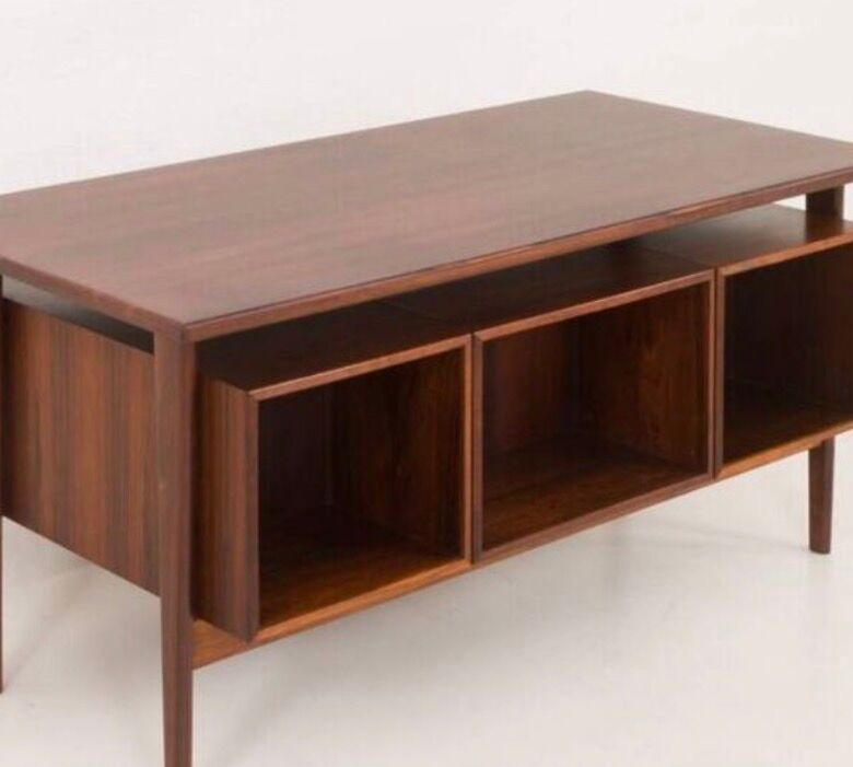 Self-supporting desk K. Kristensen Møbelfabrik