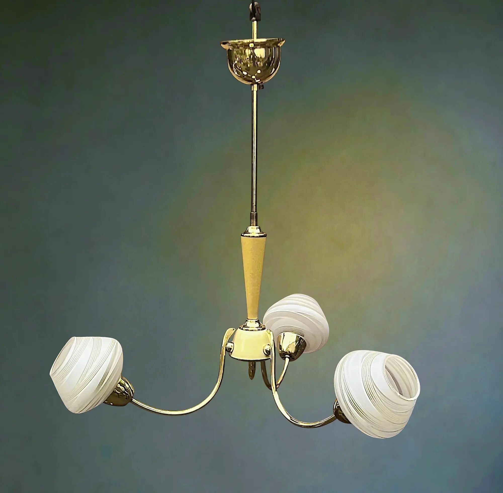 Three-light chandelier in brass and striated opaline glass – 1950s-60s