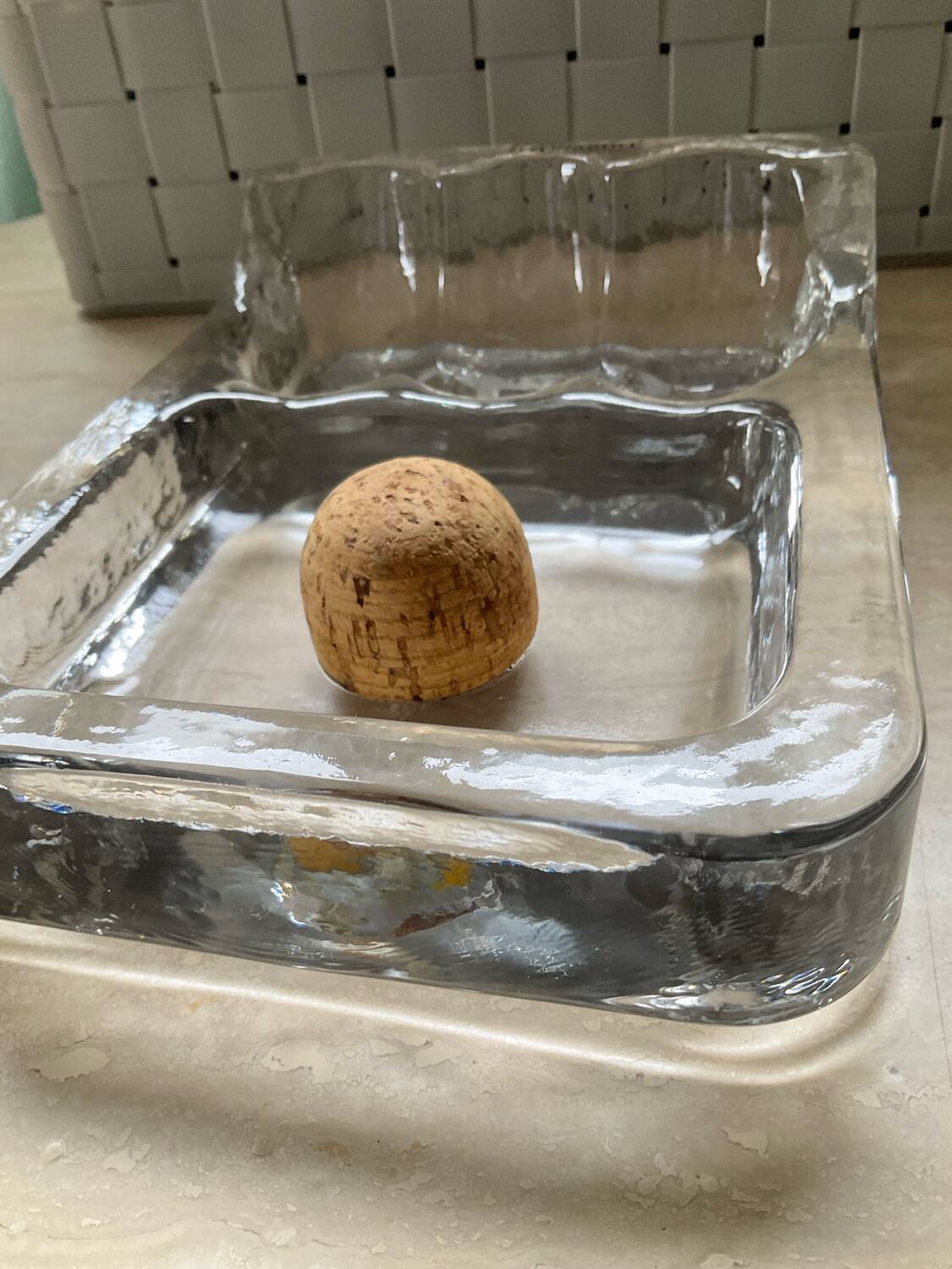 Cendrier à pipe vintage en verre moulé