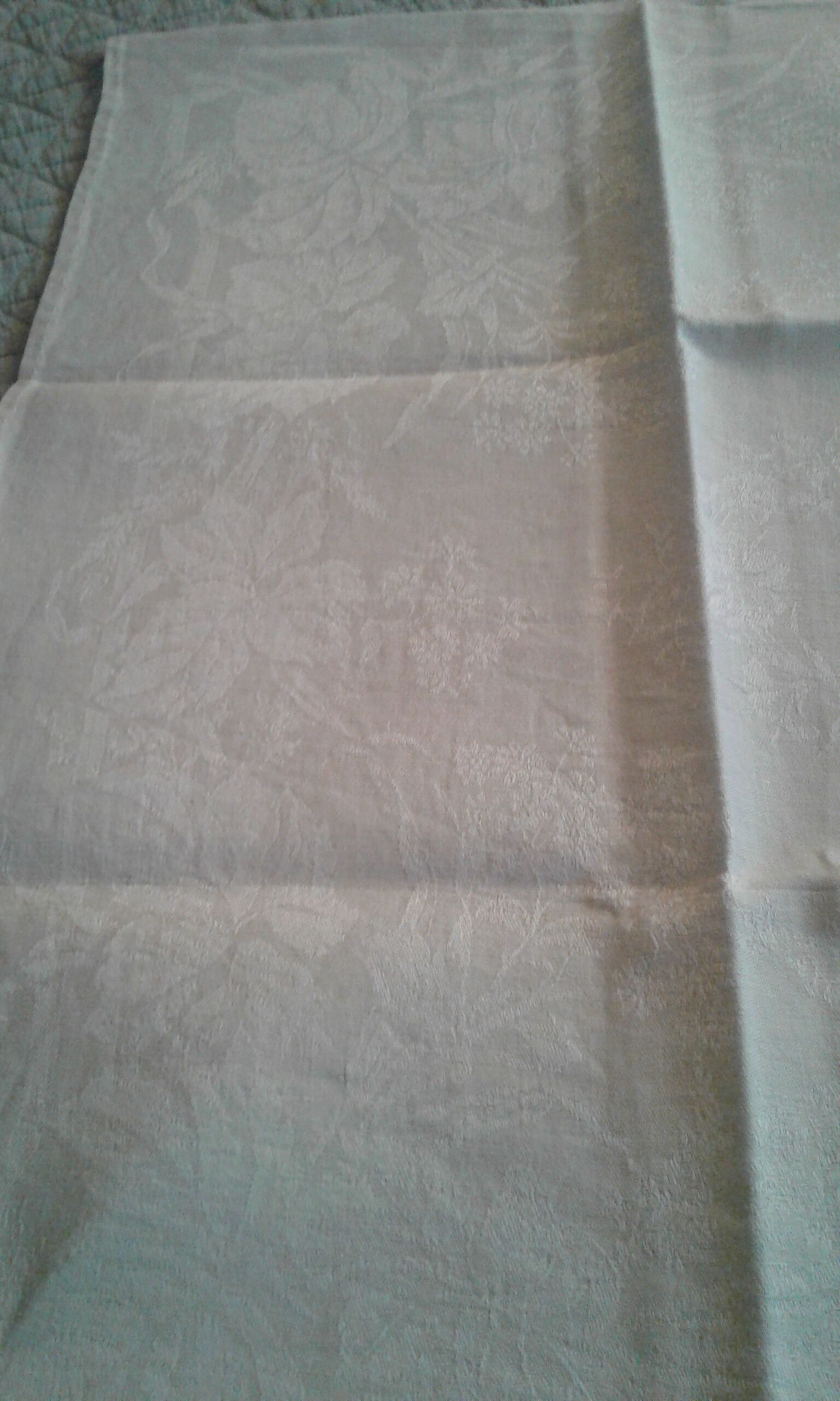 12 towels damask fabric Lin /Soie .decors foliage and coat of arms