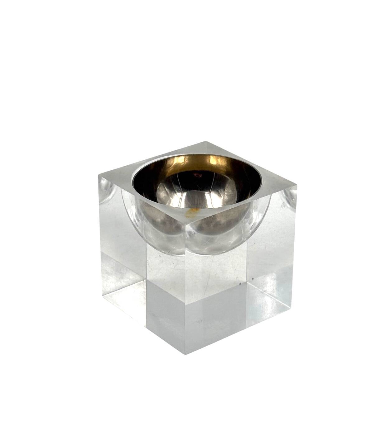 Space age clear lucite ashtray, Italy 1970s