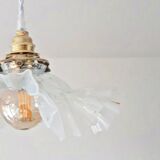Opalescent opaline suspension