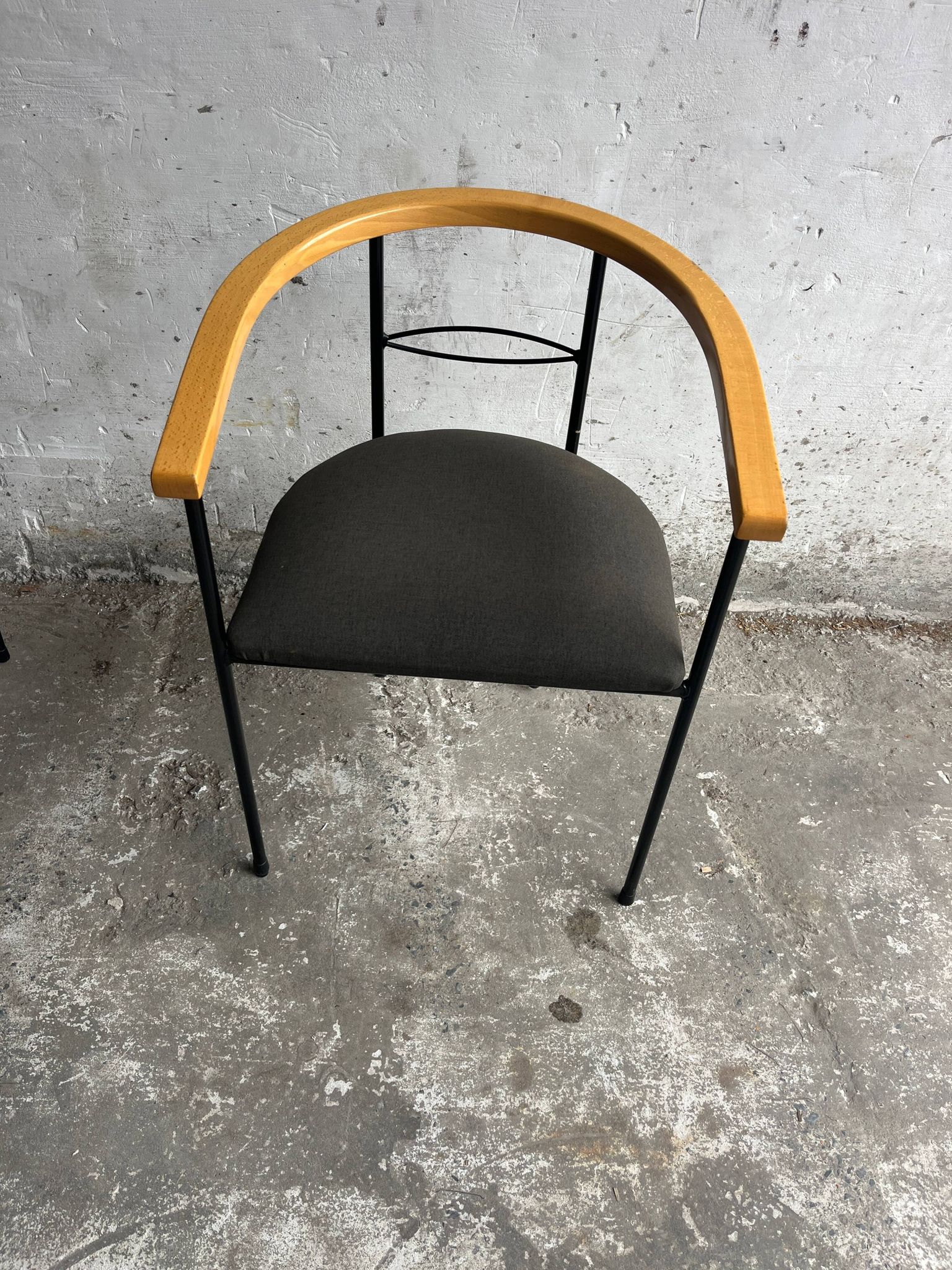 Lot de 6 chaises de salle à manger postmodernes