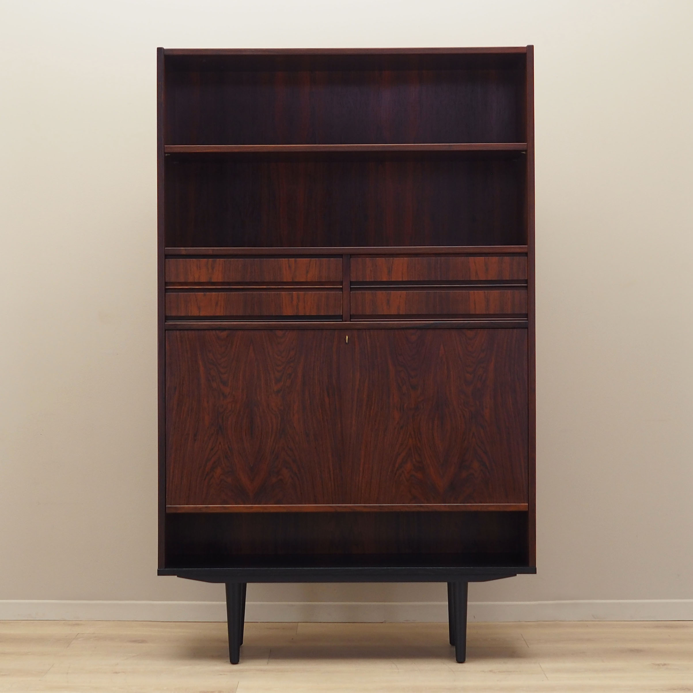 Bibliothèque en palissandre, design danois, années 1970, production: Danemark