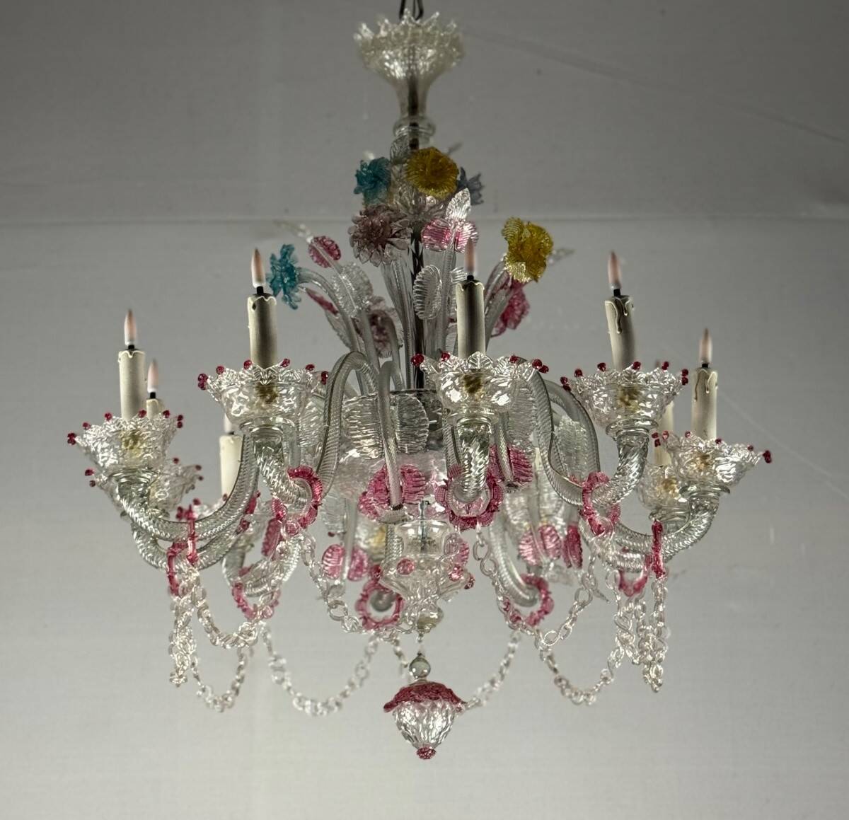Venetian chandelier in multi-colored Murano glass, 10 light arms, circa 18