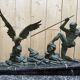 Regule Déco "Man hunting an eagle"