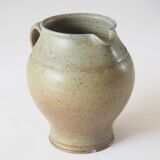 Pitcher enn bluish sandstone