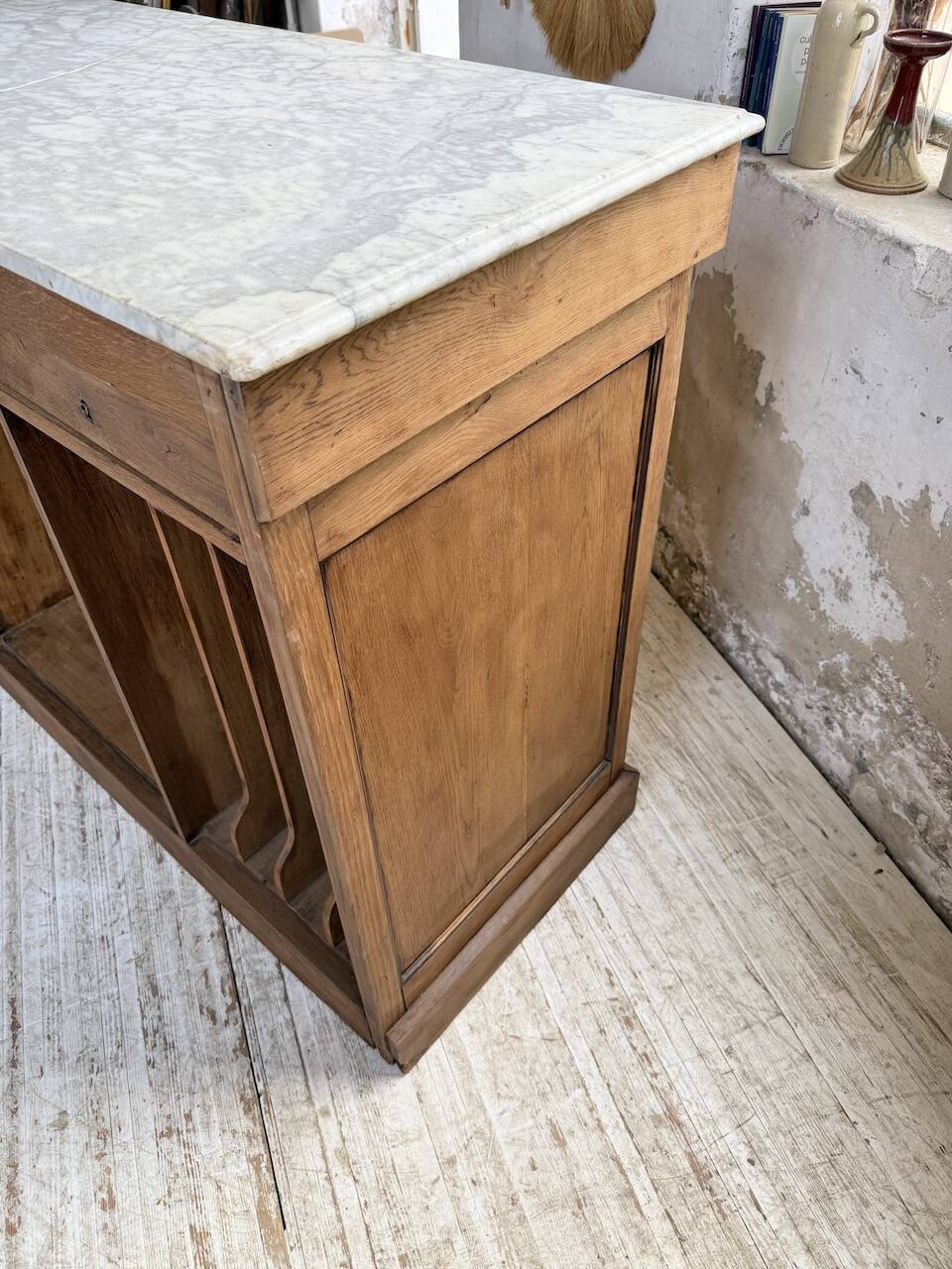 Oak and marble counter 1950