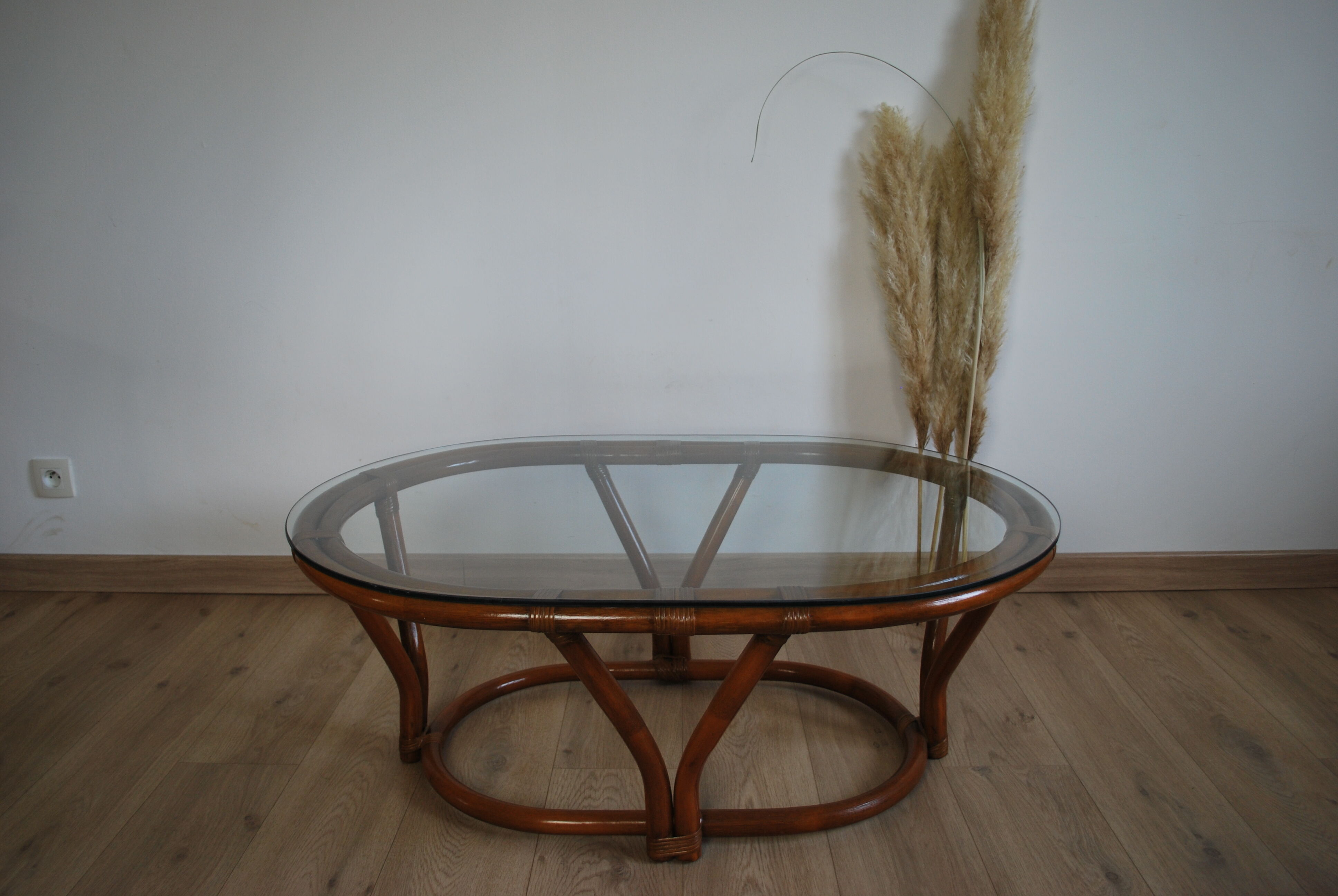 Rattan table and glass